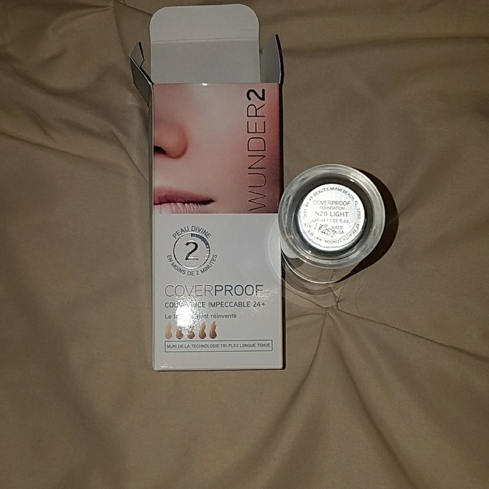 Coverproof make up